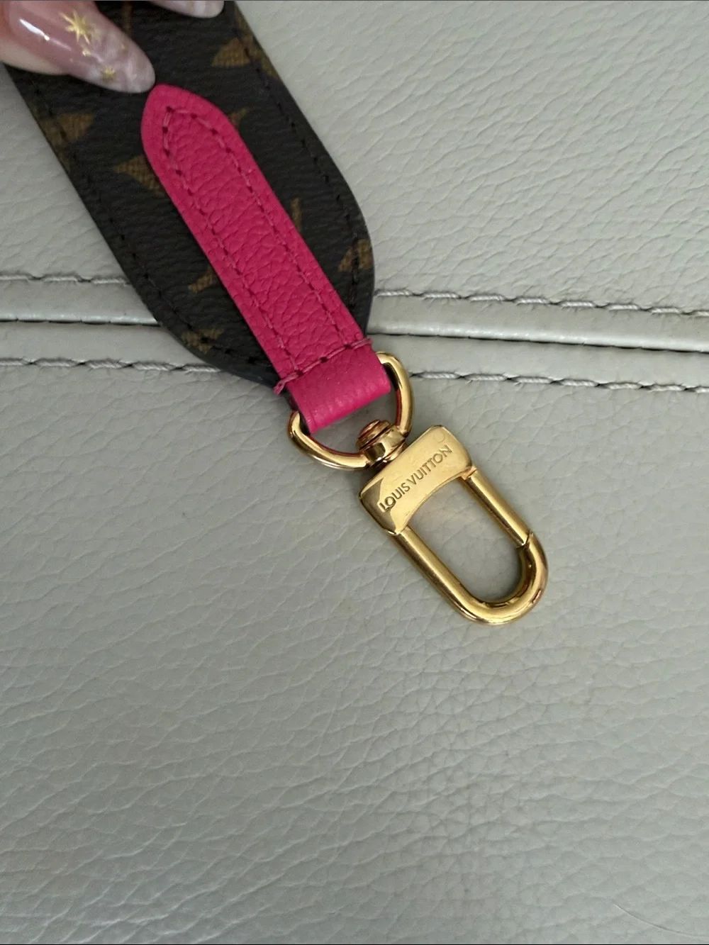 Louis Vuitton Convertible Bag Strap in Hot Pink and Monogram Canvas - Picture 3 of 7